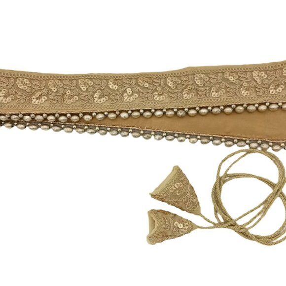 Lehenga 3 piece outfit for Indian wedding - Picture 4 of 4